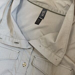 MOUNTAIN HARDWEAR M Long Sleeve/ Roll up 3/4 Sleeve Top Pockets